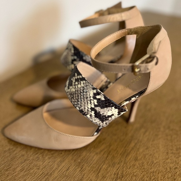 Nine West Nude & Snakeskin Strap Pump Heels - EUC - Size 8 - Picture 5 of 6